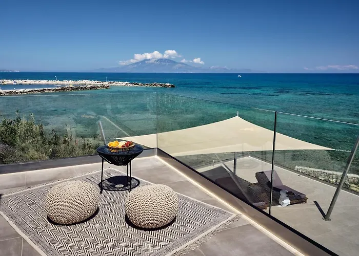 Lamer Seafront Villa, Zante Zen By Thinkvilla Kypseli